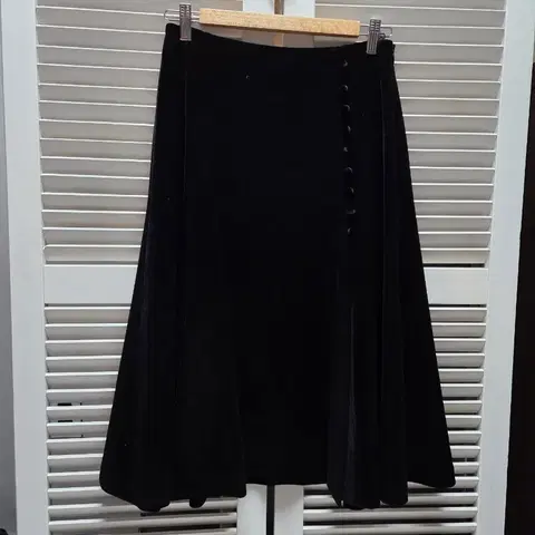 케네스레이디 벨벳 스커트