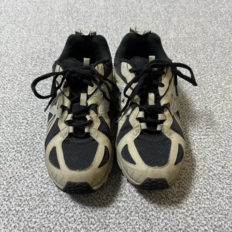 [정가 13만원] 뉴발란스 운동화 240