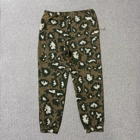 아디다스 오리지널 카모 스웻팬츠 110