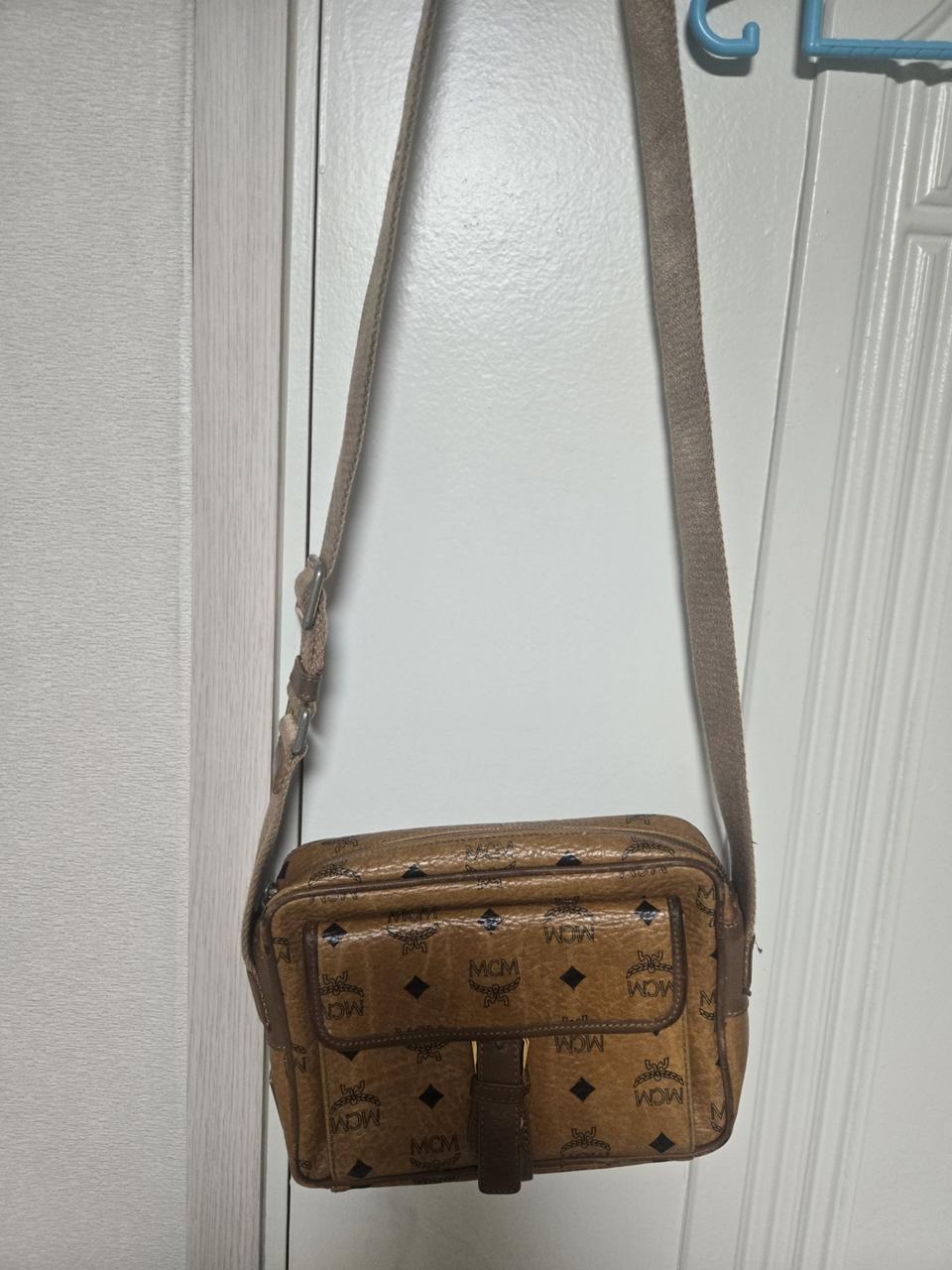 MCM 비세토스 크로스백 브라운