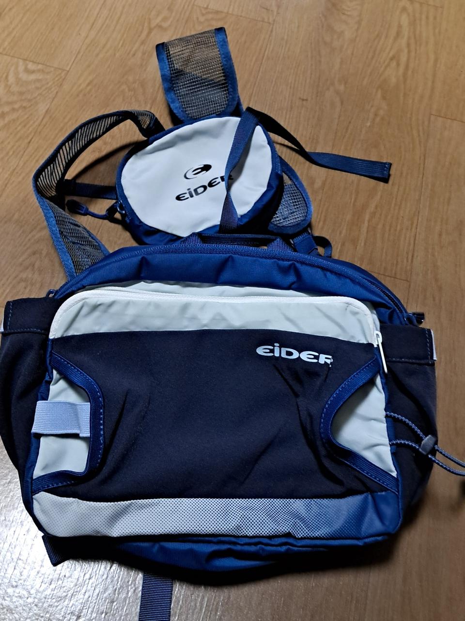 아이더등산힙색 네이비 허리가방