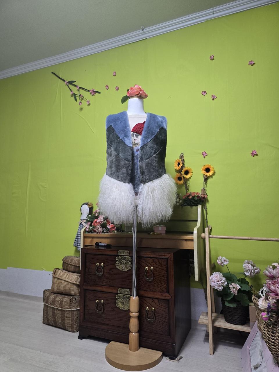 SJSJ /브랜드/ 양털조끼 / 여성베스트  / 배색/ 양털베스트