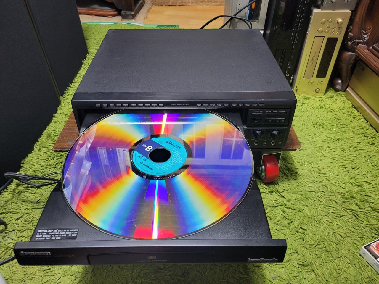 파이오니아 CLD 1720K 엘디 플레이어