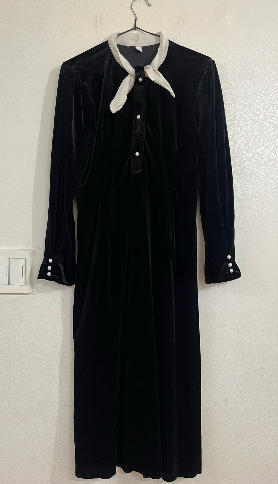 미착용 새옷! 여성 벨벳 원피스 택포 3만원