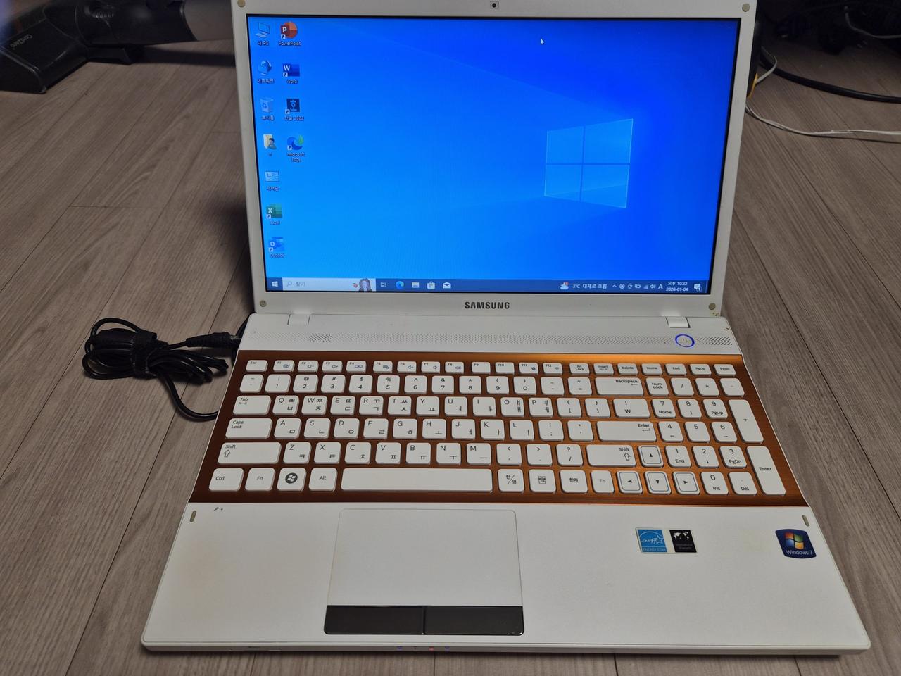 삼성 노트북 AMD A4-3330MX 팝니다