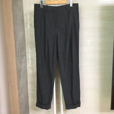 COS 코스 핀턱 울 슬랙스 팬츠 30