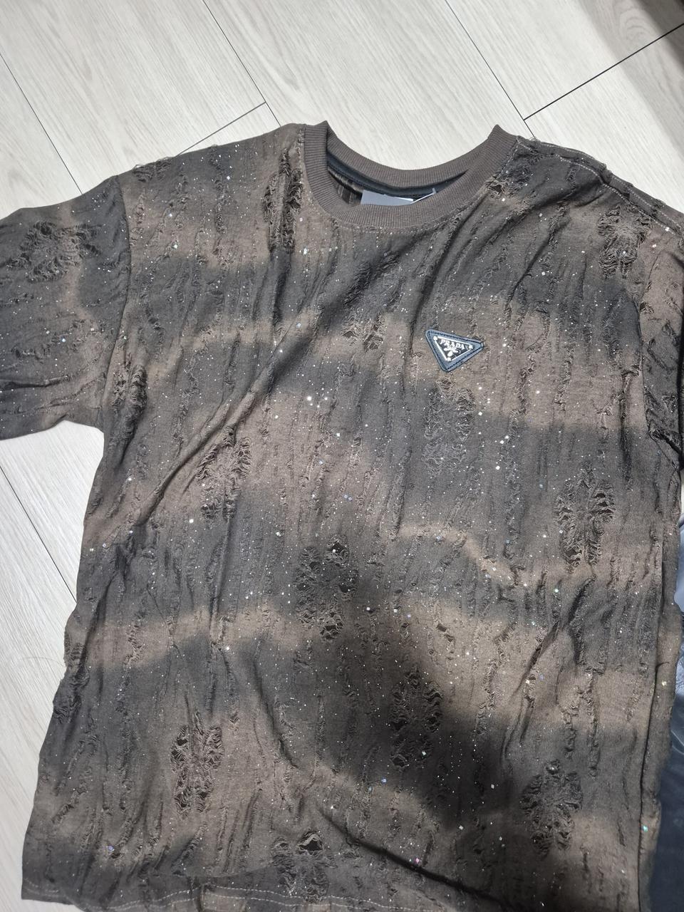 프라다반팔티셔츠팝니다2XL새상품