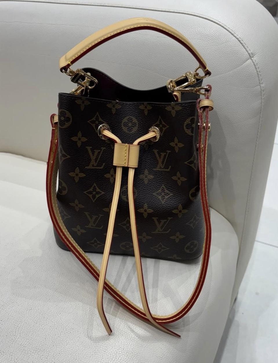 루이비통 네오노에 새상품