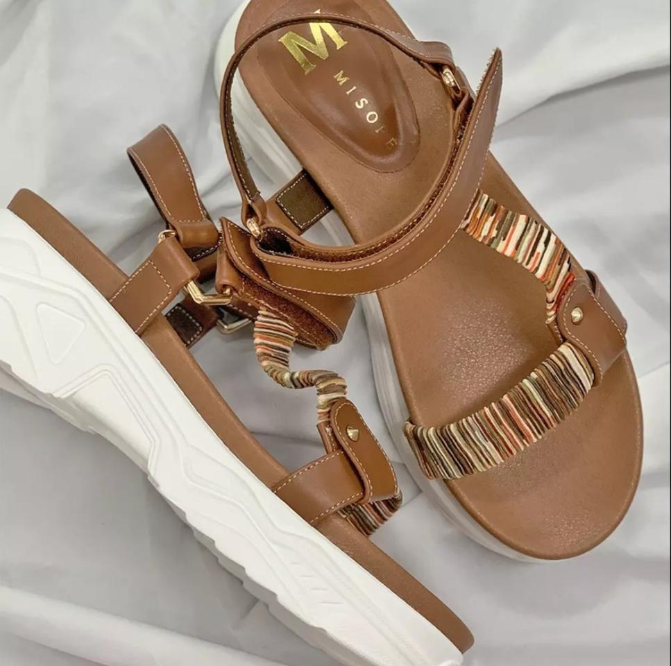 미소페 스트랩 샌들 240