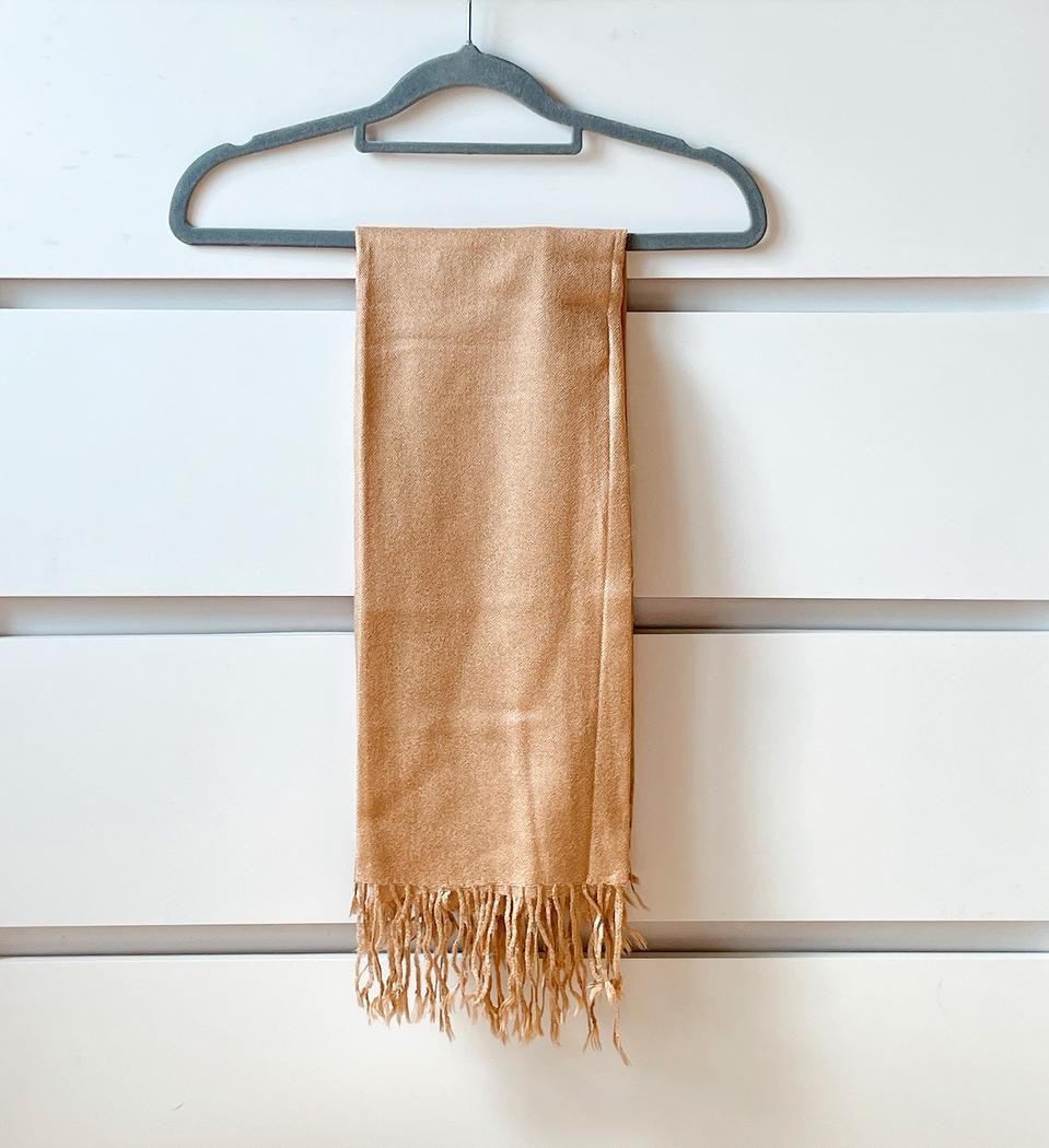 베이지 태슬 실키한 텍스처 소프트 머플러 태슬 목도리