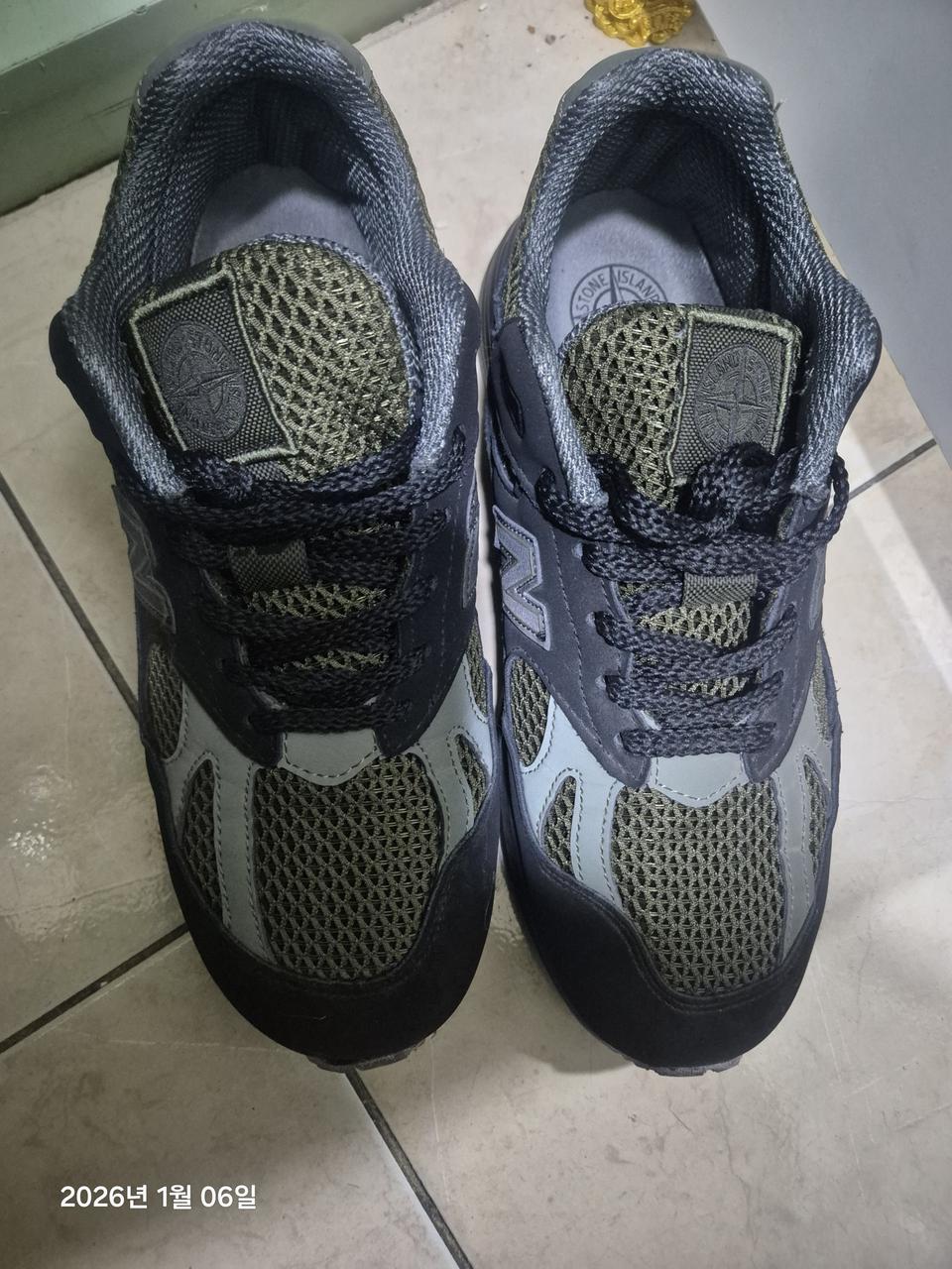 뉴발 스톤 콜라보 s.t 270