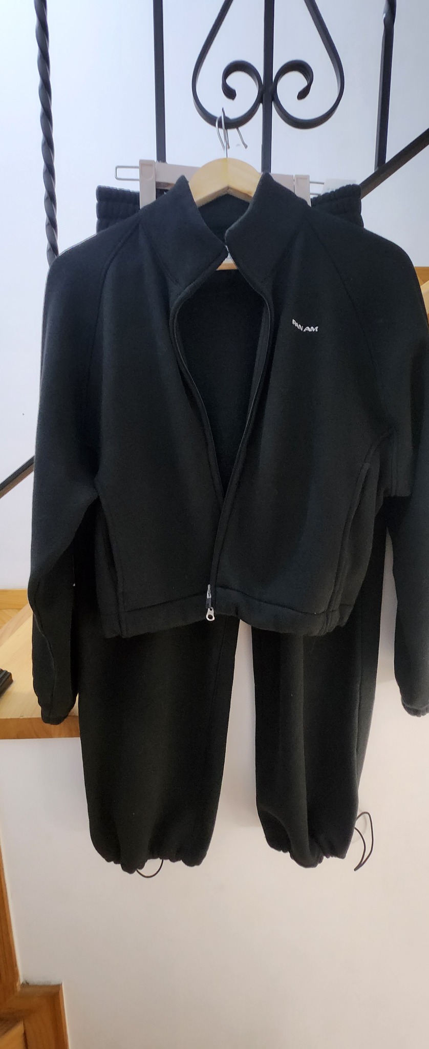 PAN AM 팬암♡블랙  숏집업 트레이닝복 세트 (SSS)66.77