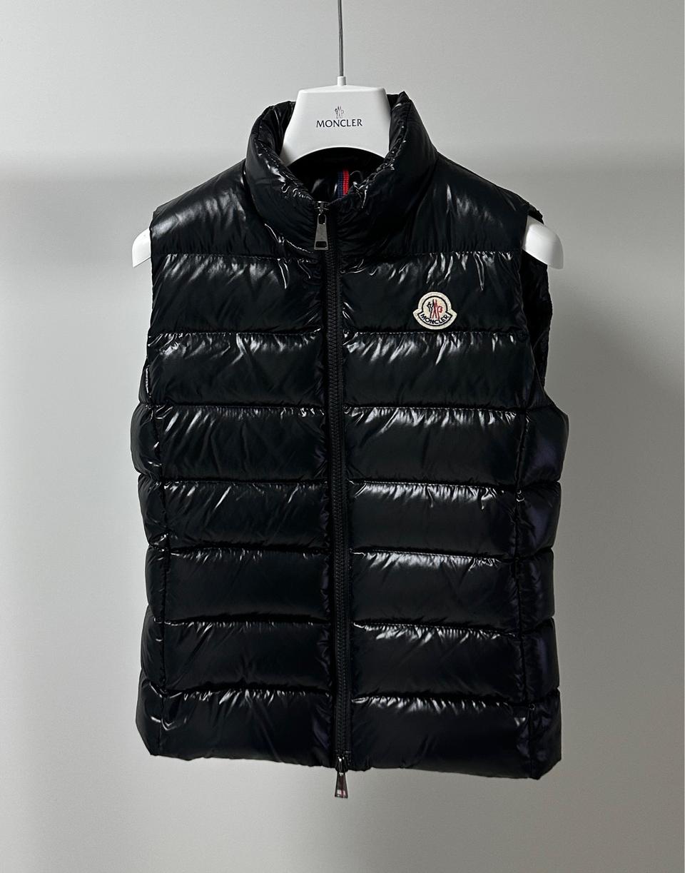 [0] 몽클레어 가니 여성 패딩 조끼 베스트 (1회착용)