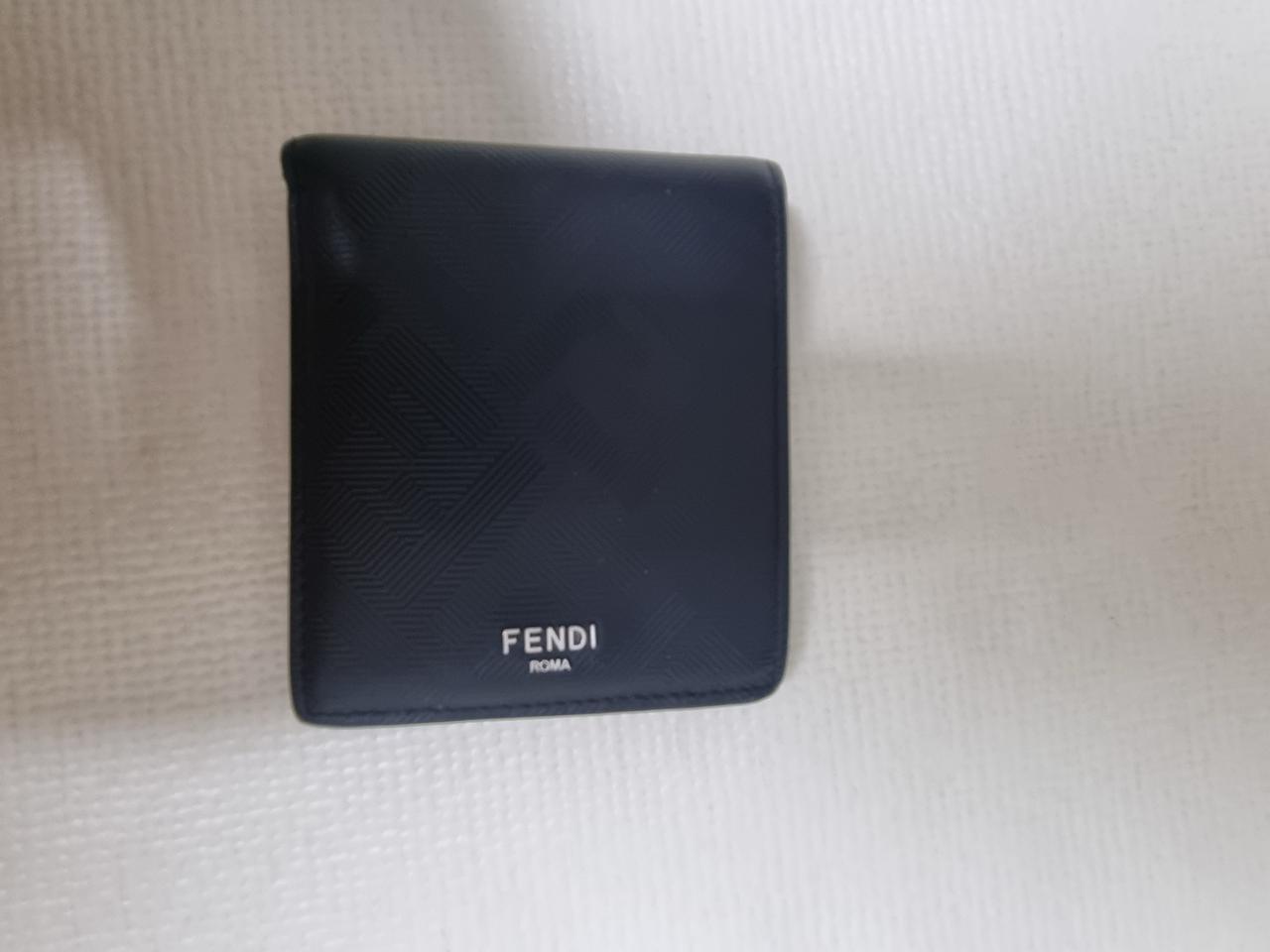 펜디 정품 반지갑