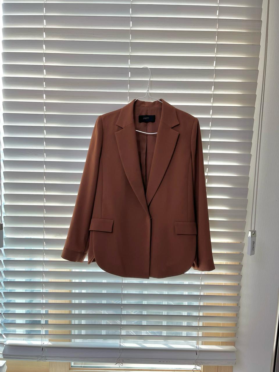 지고트 브라운 자켓