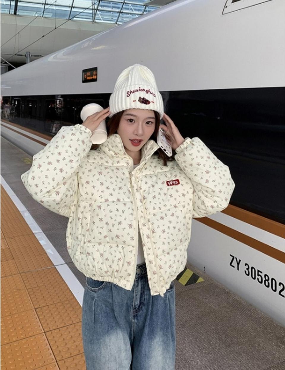 188 잔꽃 플라워 패턴 숏패딩 아이보리 s