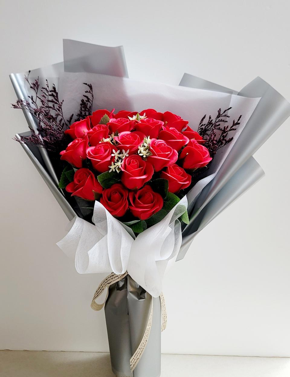 (새상품) 레드  20송이비누꽃 꽃다발/인테리어소품/조화