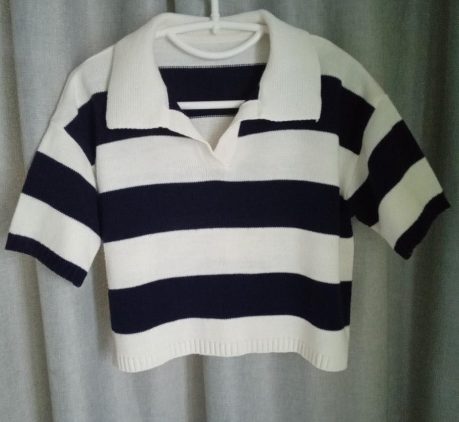 S-M스트라이프크롭카라니트티