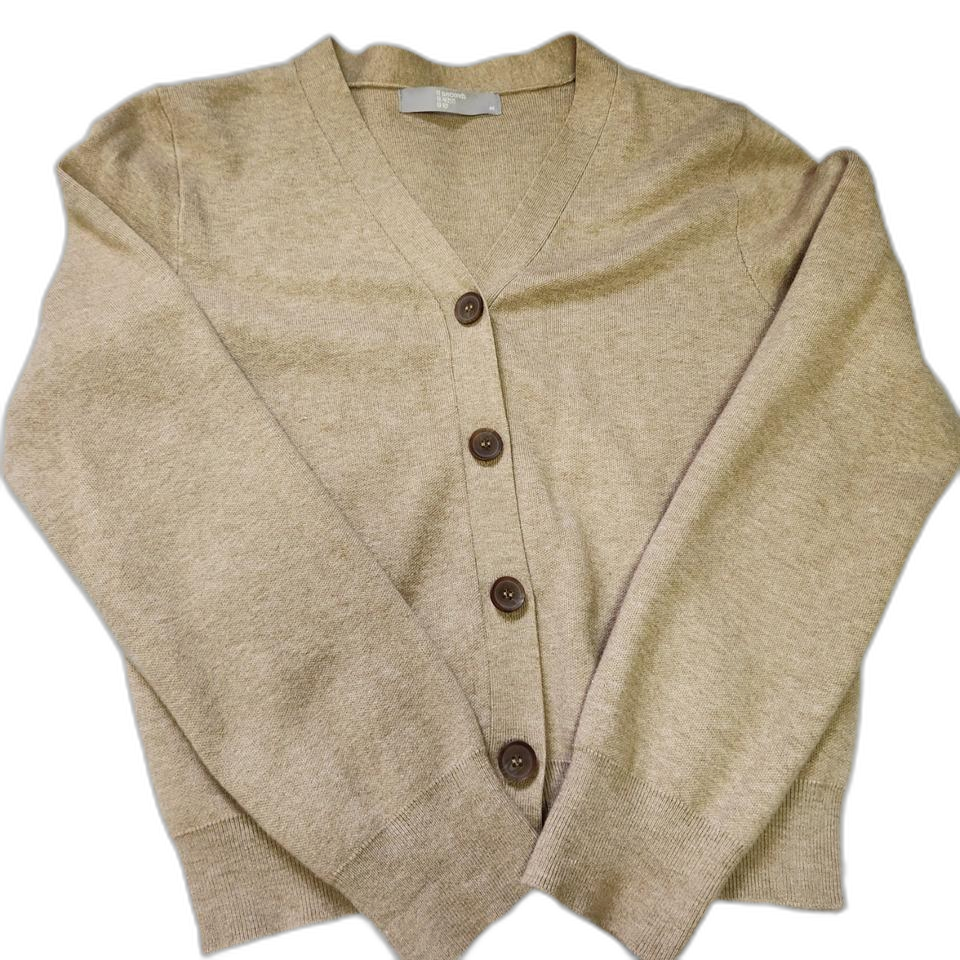 에잇세컨즈 브이넥 가디건