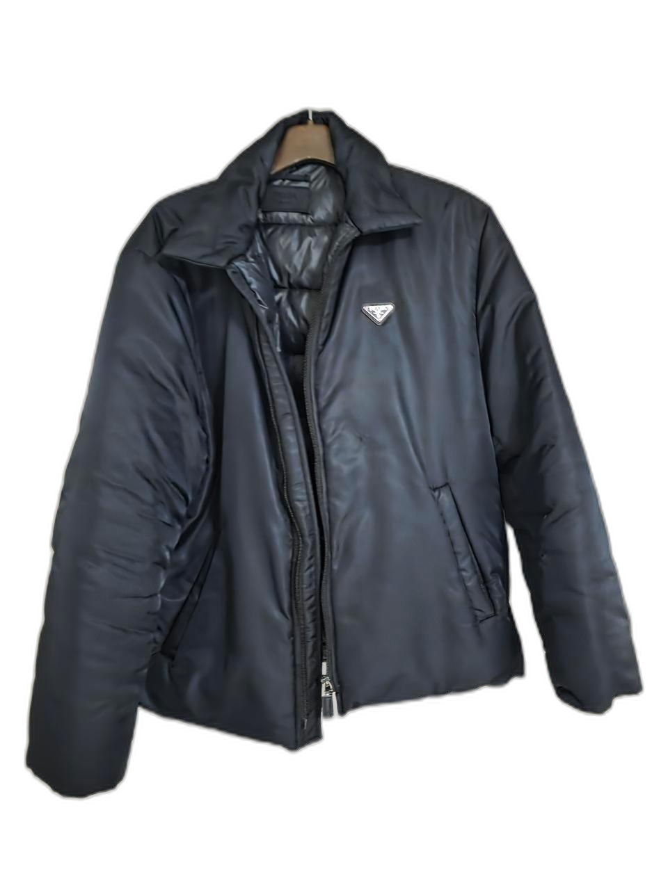 프라다 라나일론 패딩 xl