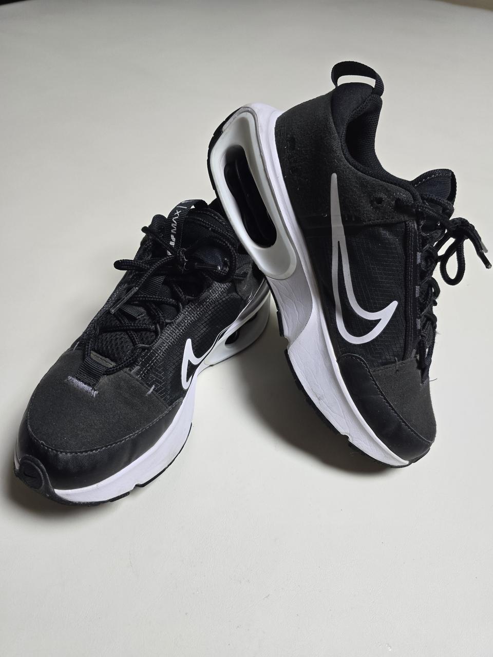 나이키 에어맥스 인터락 운동화240(남녀공용)