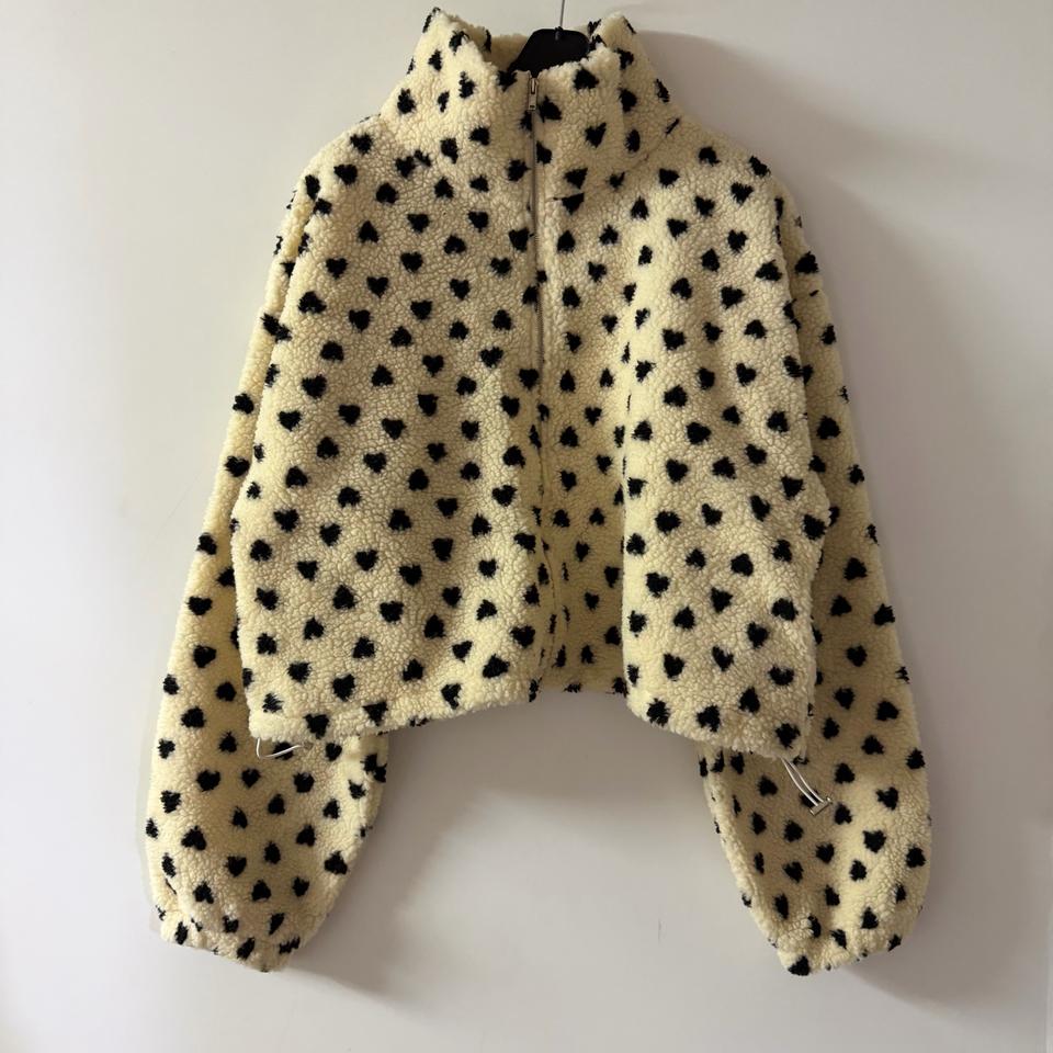 새상품 여자 하트 뽀글이 크롭자켓