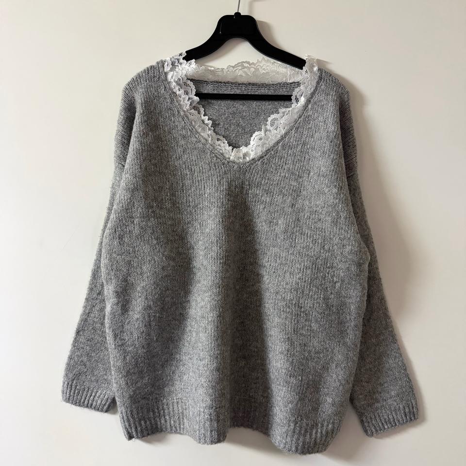 새상품 여자 레이스 브이넥 니트
