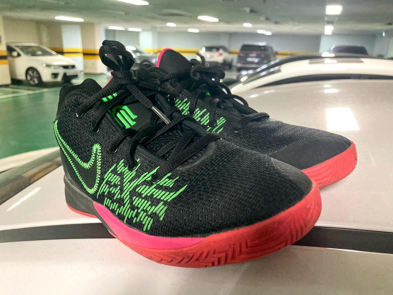 (거의 새것)나이키 카이리 플라이트랩2 230-235, US4.5