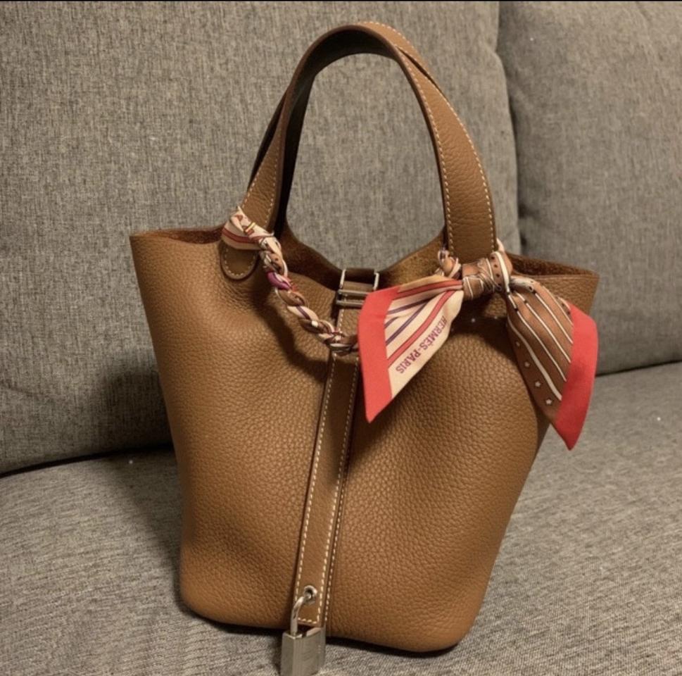 애르메스 피코탄18