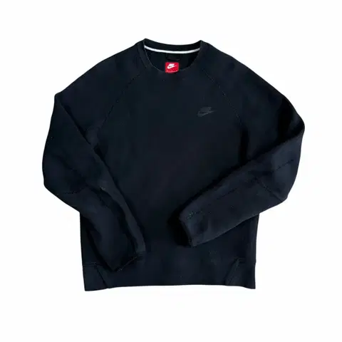 나이키 테크팩 맨투맨