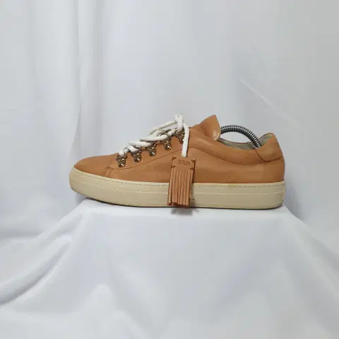 빈티지하서 38/240 토즈 레드 닷 스니커즈