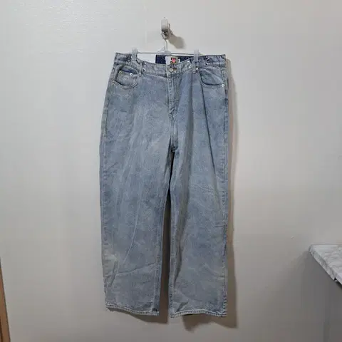 새상품)어반드레스 남성 와이드핏 데님팬츠 XL