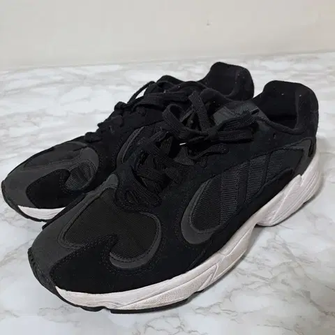 아디다스 영원Yung-1 운동화 280