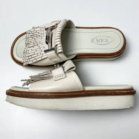 [230/정품] TODS 토즈 더블티 스터드 여성 샌들