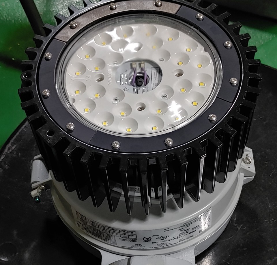 미국 ETN 선박.배 써치라이트