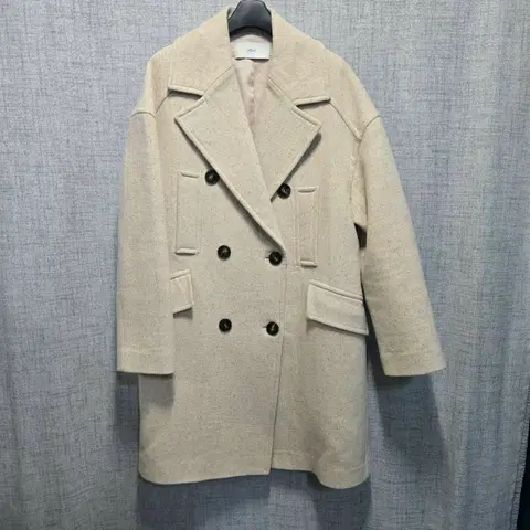 DEWL 더블 버튼 모직 코트 아이보리 55