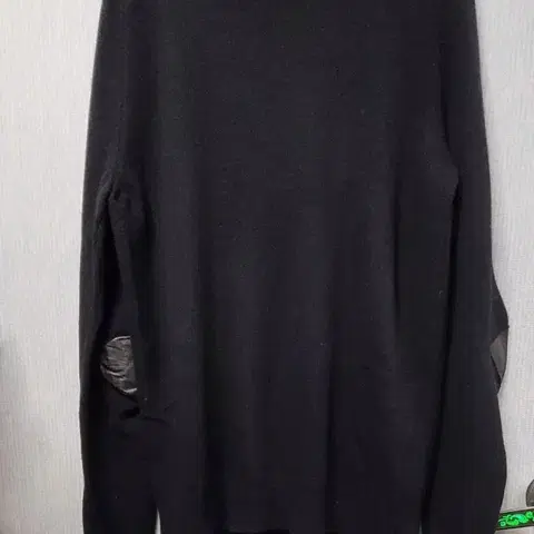 남성 블랙 니트 팔꿈치 패치