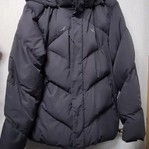 밀레 MVQWD-441C4 차콜 105 패딩