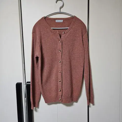 울100 인디핑크 보카시 라운드넥 가디건