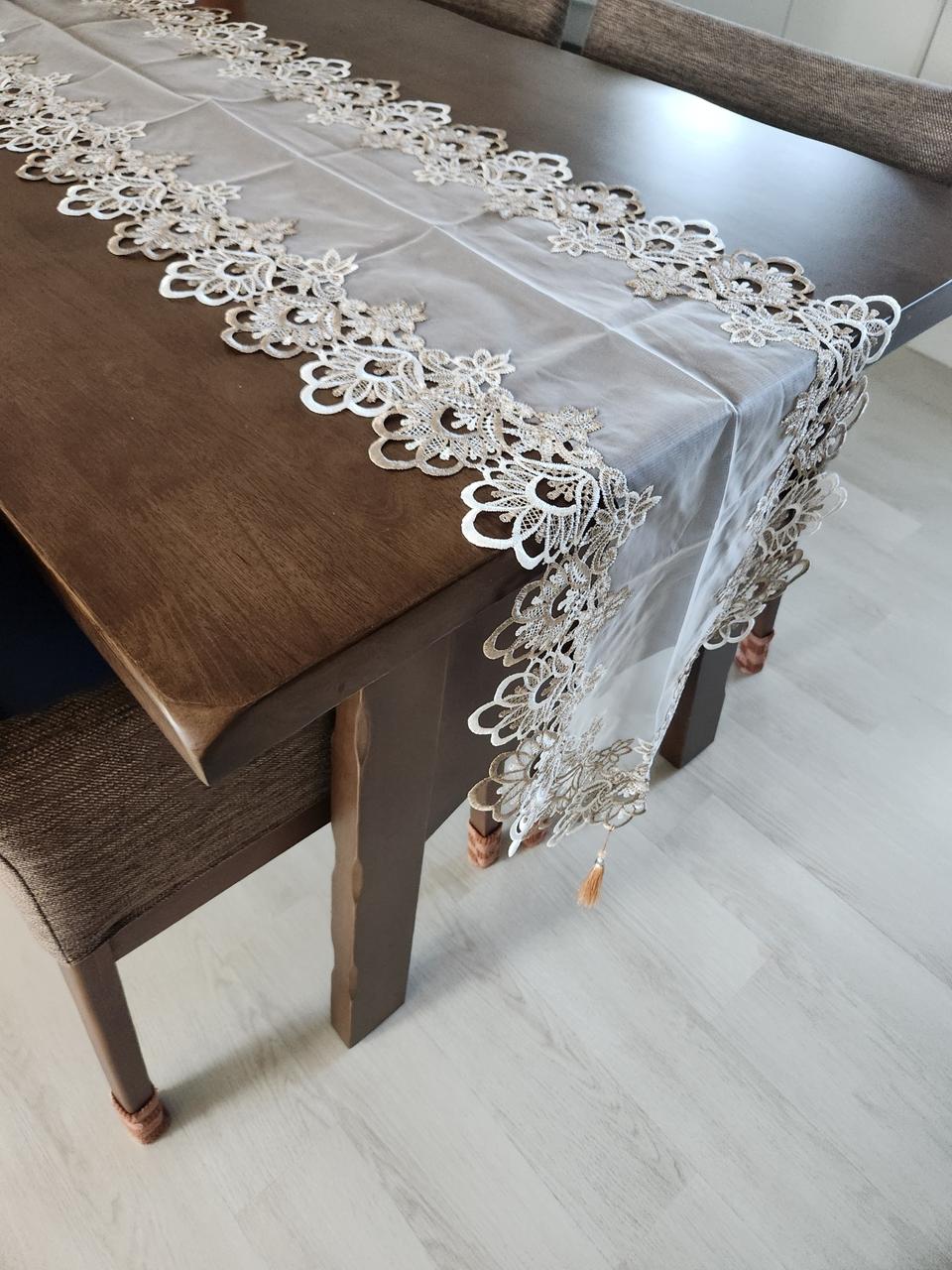 새상품)대형 레이스 자수 테이블 러너 인테리어소품