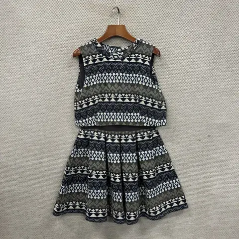 질스튜어트 에스닉 울 민소매 원피스 85 A04267