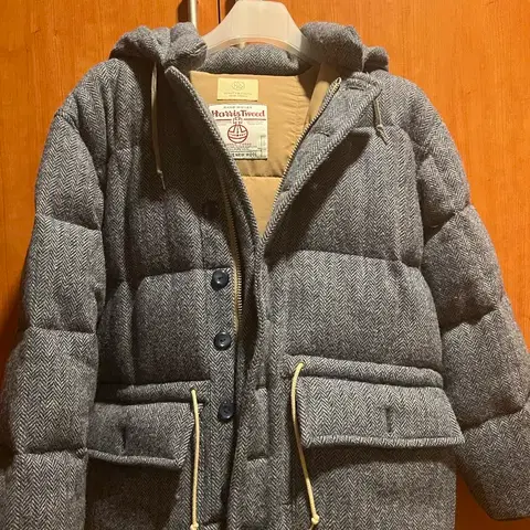 뷰티앤유스 해리스트위드 패딩