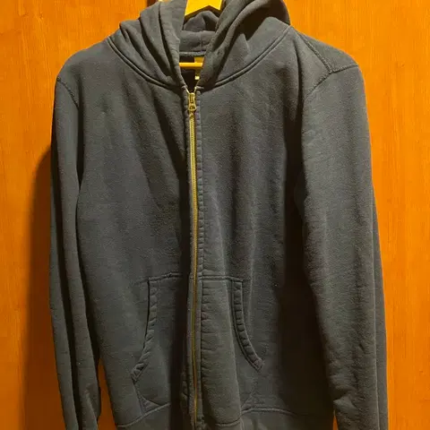 반스 아웃피터스 집업 후드티