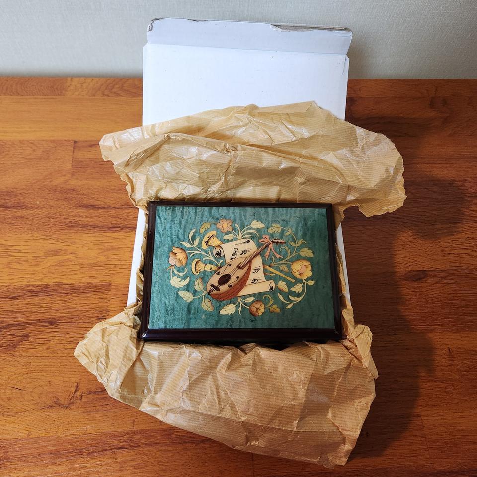 80년대 올드 빈티지 이태리 호마이카 오르골 주얼리 박스 미사용품.