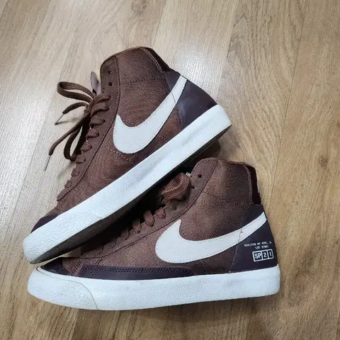 503) 나이키 블레이즈 미드 77 운동화