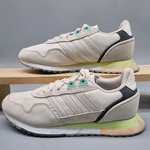 아디다스 8k2020 여성운동화240