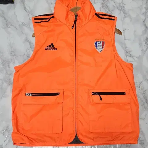 아디다스 수원 삼성 블루윙즈 스태프 베스트 조끼 자켓