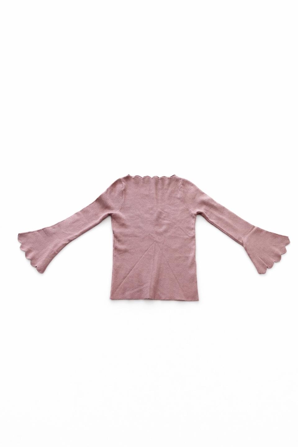 로엠 물결 여리 니트