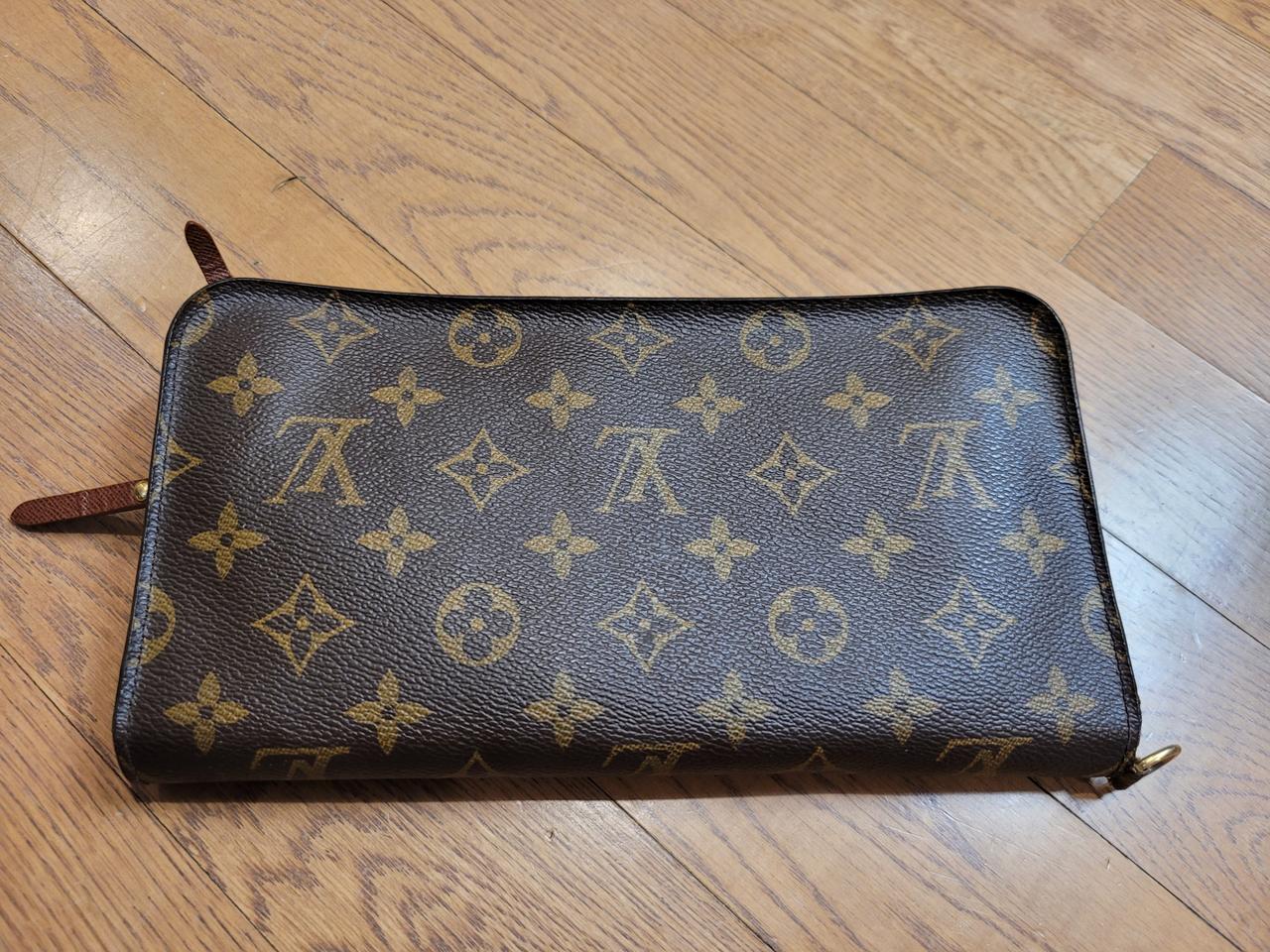 루이비통 장지갑