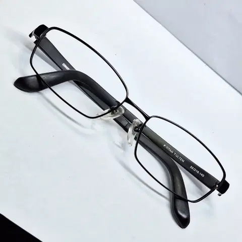 COMOFERRO 036 안경 안경테 55ㅁ16-140 블랙 티타늄 빈티